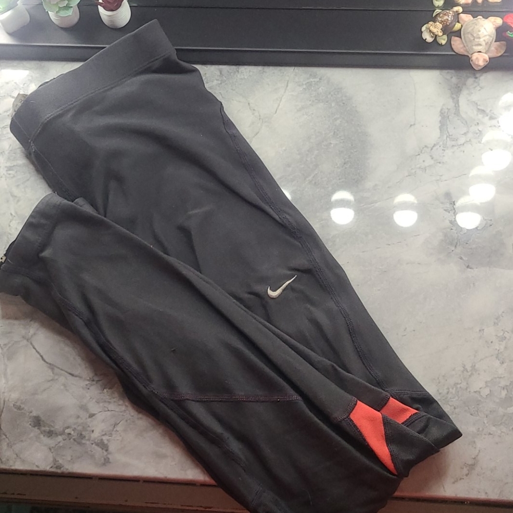 Nike dri fit leggings